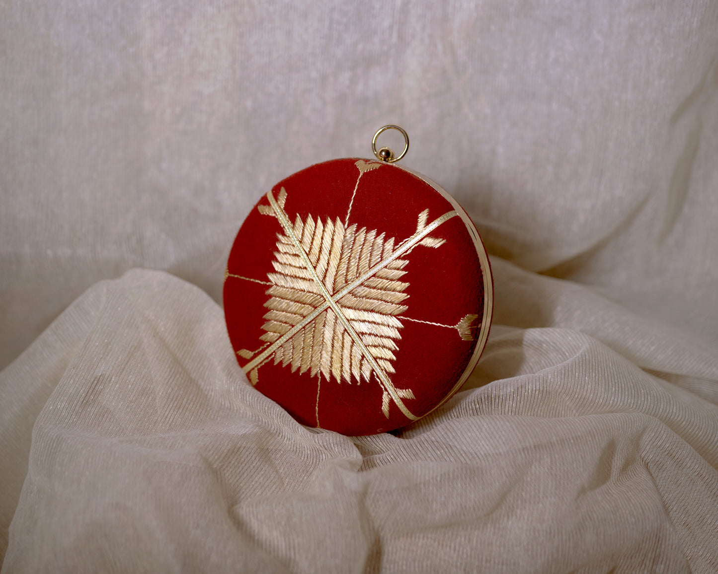 Round clutch - Pehla purse