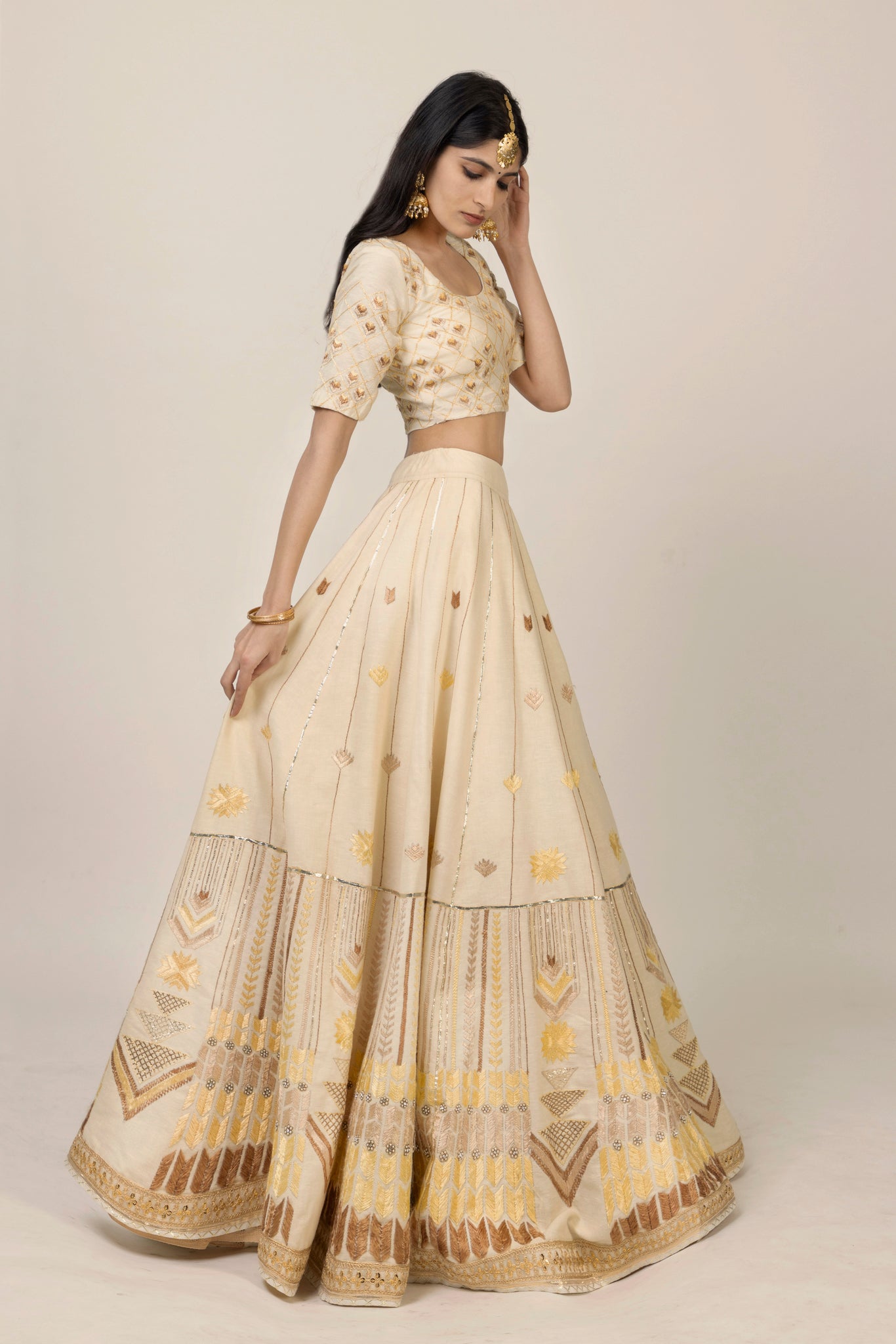 2 Punjab - Phulkari lehenga